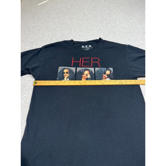 H.E.R. Womens Size L Sold Out Concert Tour T-Shirt - Picture 4 of 6